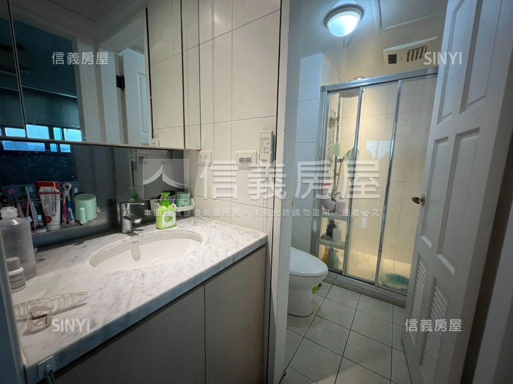 專任南勢兩房雙車位美屋房屋室內格局與周邊環境