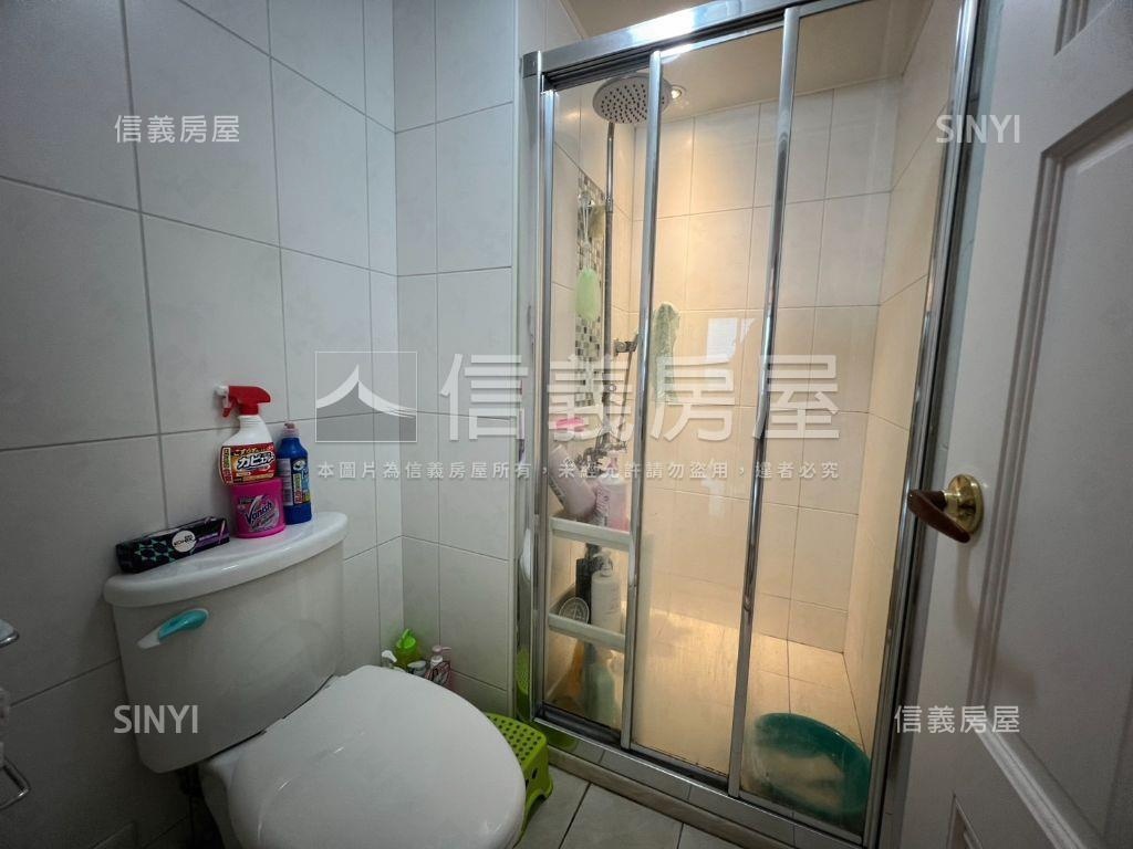 專任南勢兩房雙車位美屋房屋室內格局與周邊環境