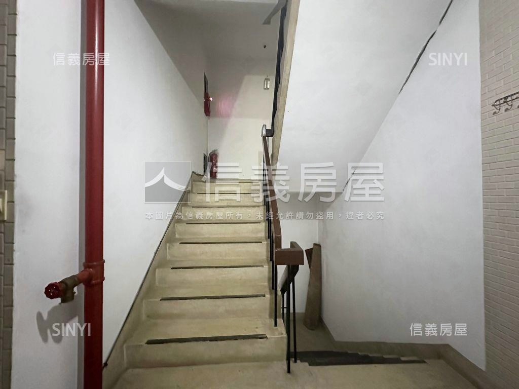保平路三房華廈房屋室內格局與周邊環境