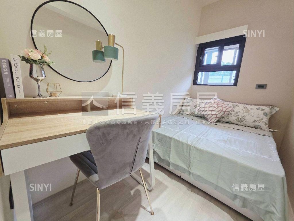 皇宮近捷運低總價２房房屋室內格局與周邊環境