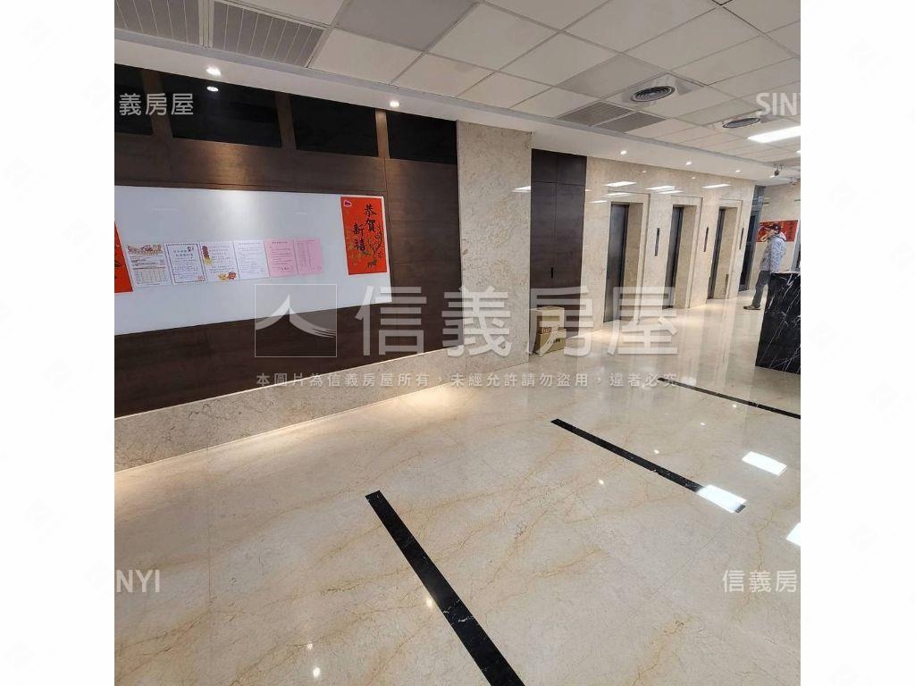 皇宮近捷運低總價２房房屋室內格局與周邊環境