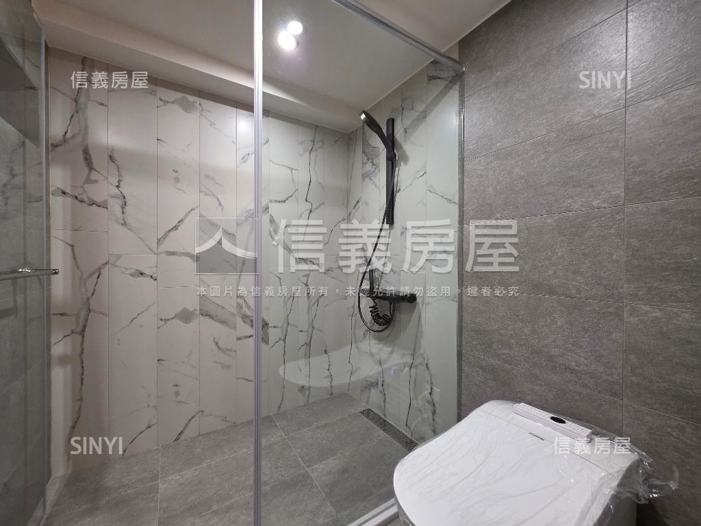 雙敦學區管理新裝美２房房屋室內格局與周邊環境
