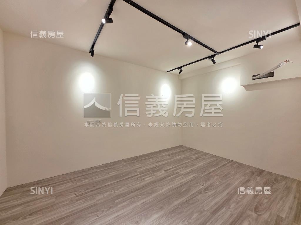 雙敦學區管理新裝美２房房屋室內格局與周邊環境