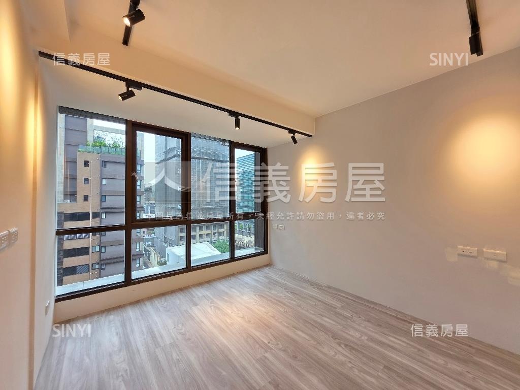 雙敦學區管理新裝美２房房屋室內格局與周邊環境
