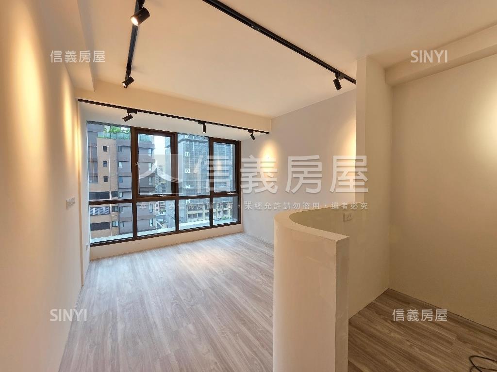 雙敦學區管理新裝美２房房屋室內格局與周邊環境