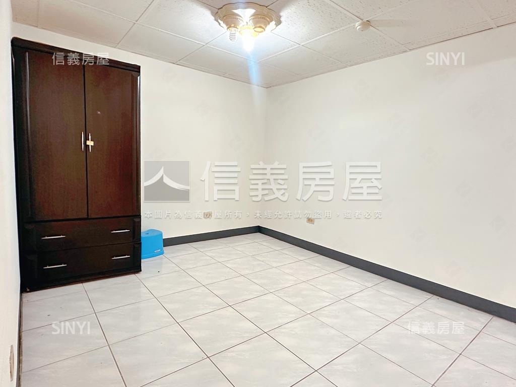 忠孝低總價成家華廈房屋室內格局與周邊環境