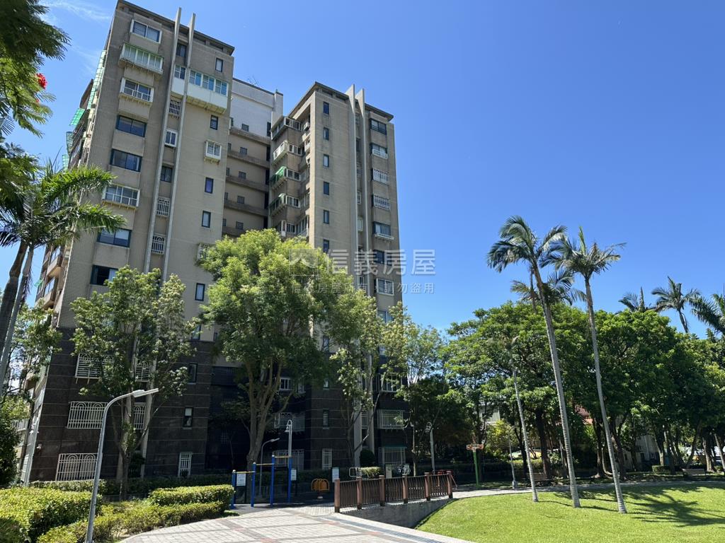 雨農山莊高樓河岸景觀房屋室內格局與周邊環境
