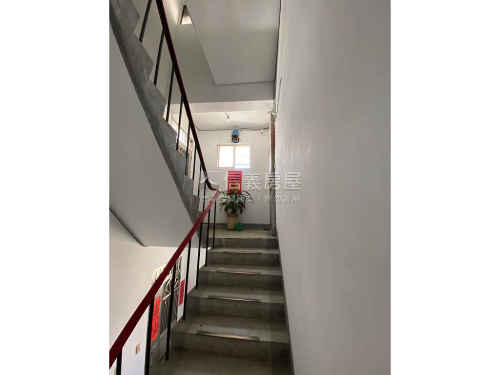 台電光亮角間大三房房屋室內格局與周邊環境