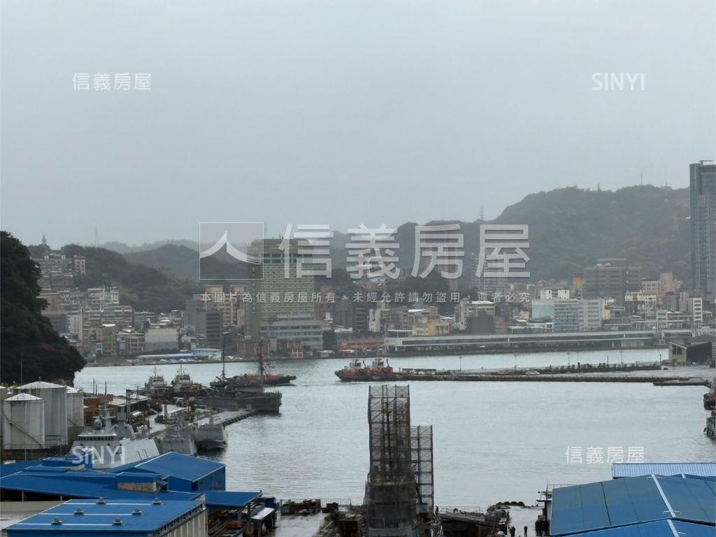 面基隆港約７７坪寬敞空間房屋室內格局與周邊環境