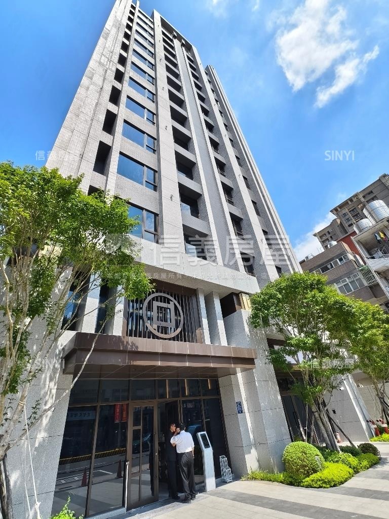 專任美景富都新向三房車位房屋室內格局與周邊環境