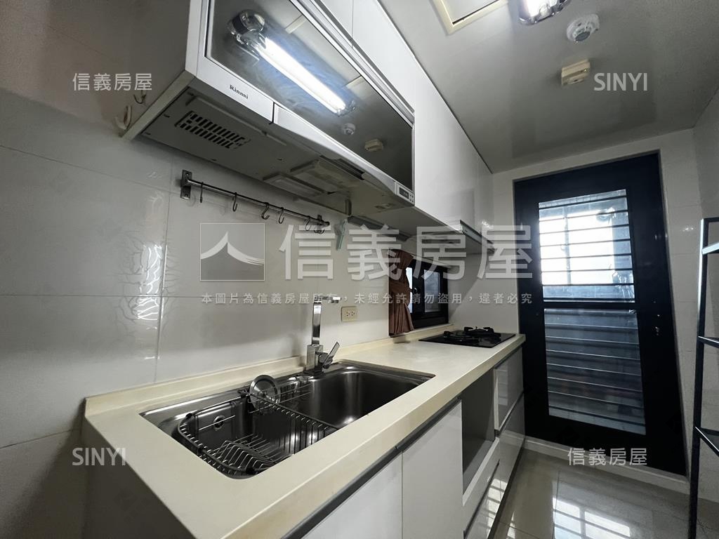 Ｉ時尚２房２衛附平面車位房屋室內格局與周邊環境