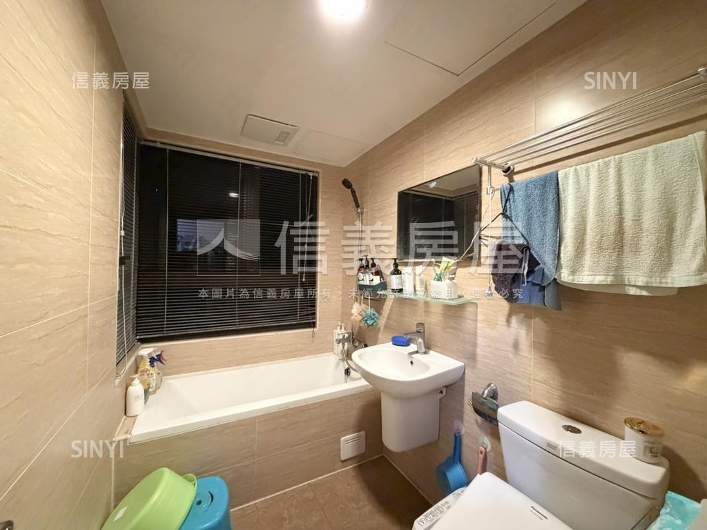 寶欣天廈三房車位房屋室內格局與周邊環境