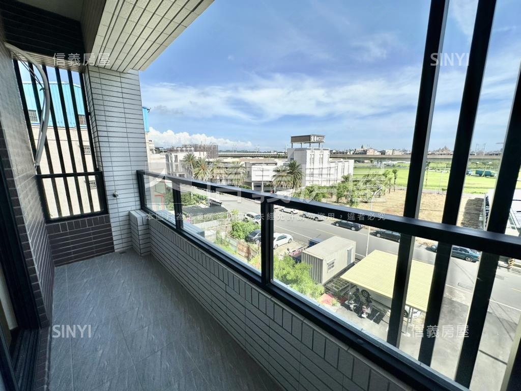 仁武全新三房雙衛浴開窗房屋室內格局與周邊環境