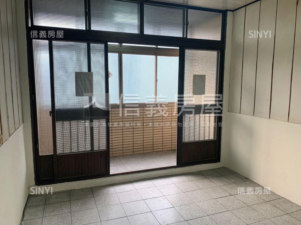 國安街民有文賢市場店住房屋室內格局與周邊環境