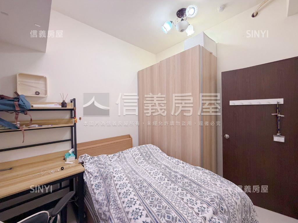 長堤。方正３房帶車位房屋室內格局與周邊環境