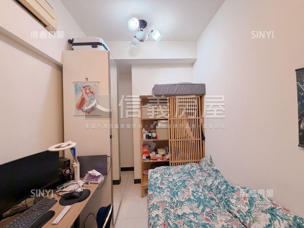 長堤。方正３房帶車位房屋室內格局與周邊環境