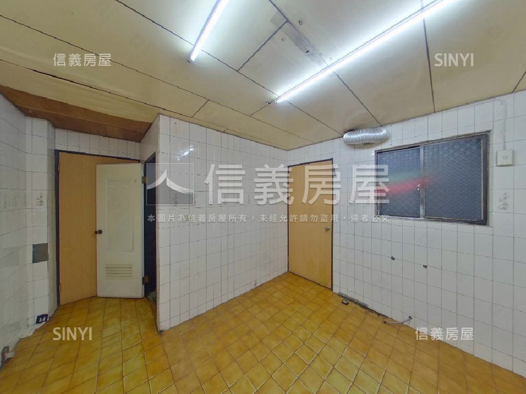 ☆北安路１樓可住可辦房屋室內格局與周邊環境