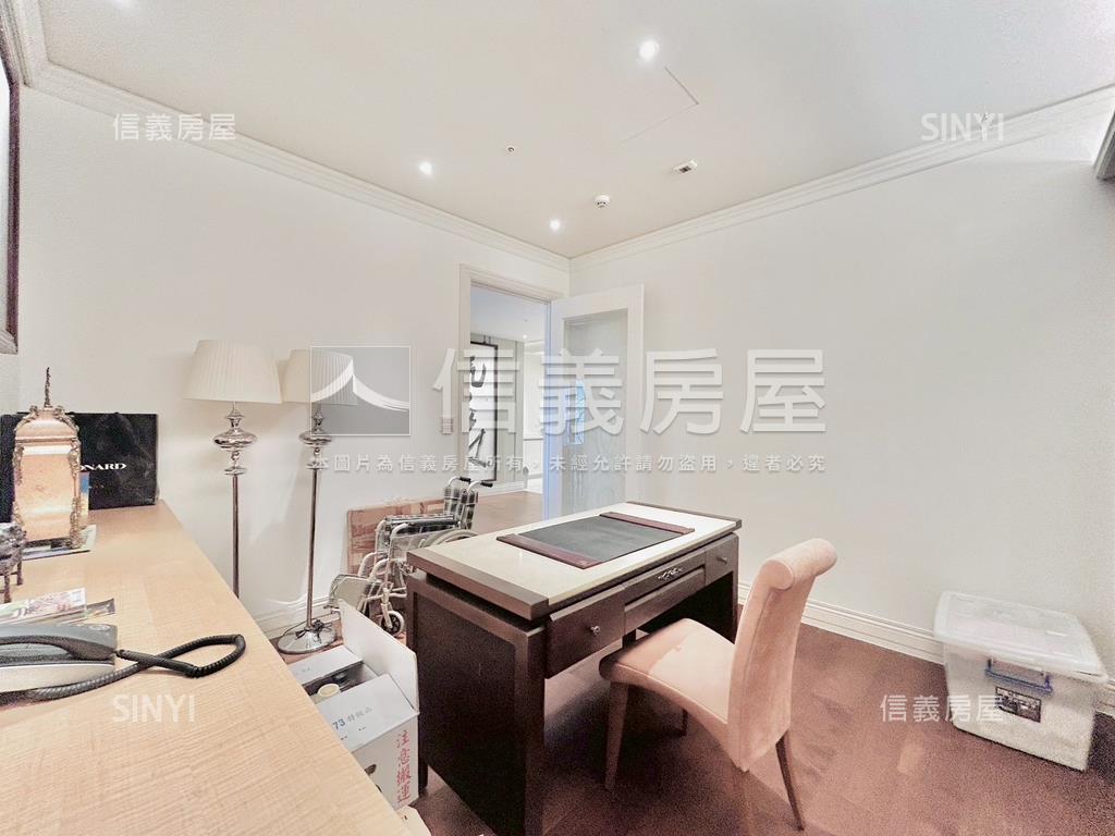 寶輝一品高樓美妝面歌劇院房屋室內格局與周邊環境