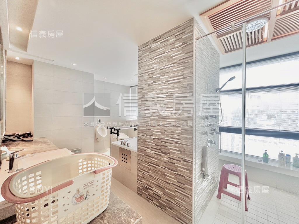 寶輝一品高樓美妝面歌劇院房屋室內格局與周邊環境