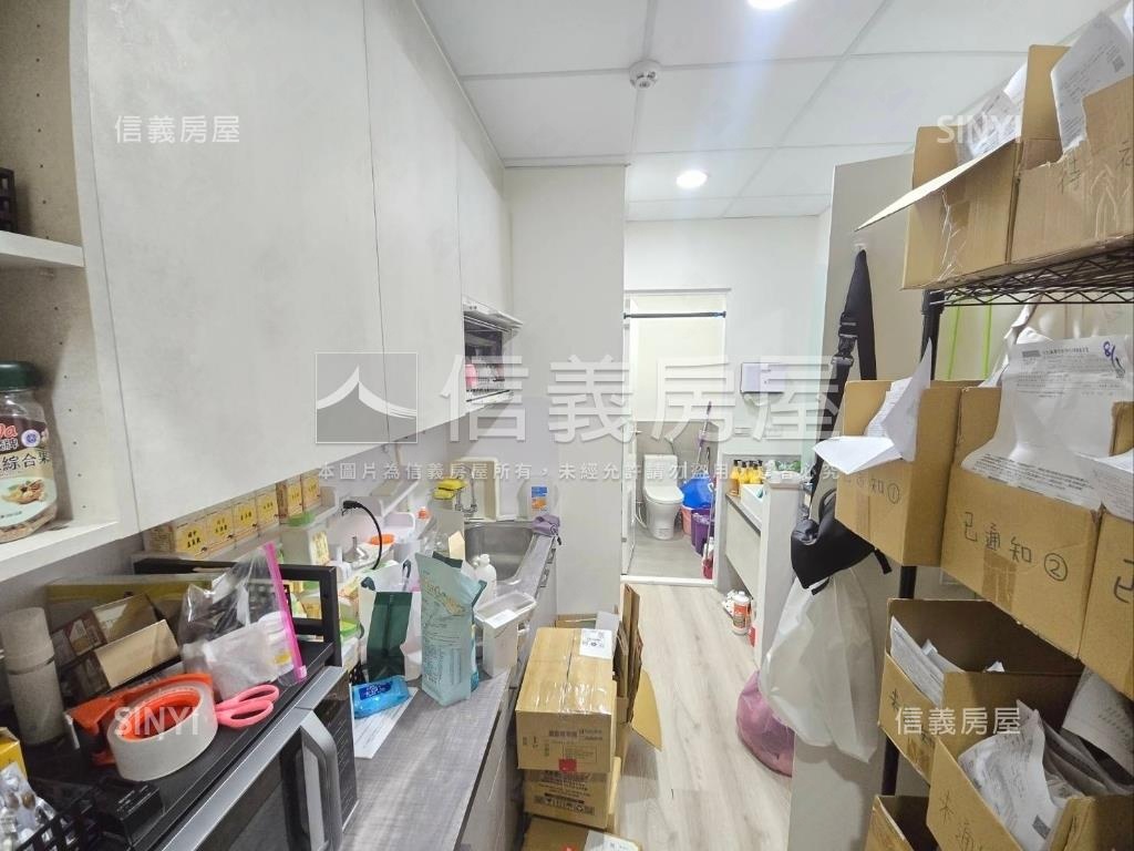㊖錦南街絕美樓店大面寬房屋室內格局與周邊環境