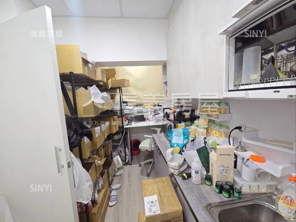 ㊖錦南街絕美樓店大面寬房屋室內格局與周邊環境