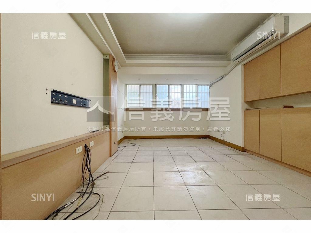 可看胡適林園大三房附車位房屋室內格局與周邊環境