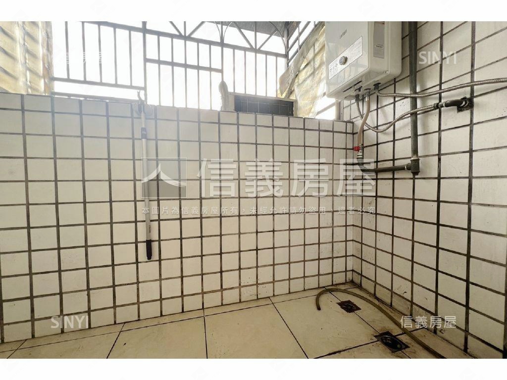 可看胡適林園大三房附車位房屋室內格局與周邊環境