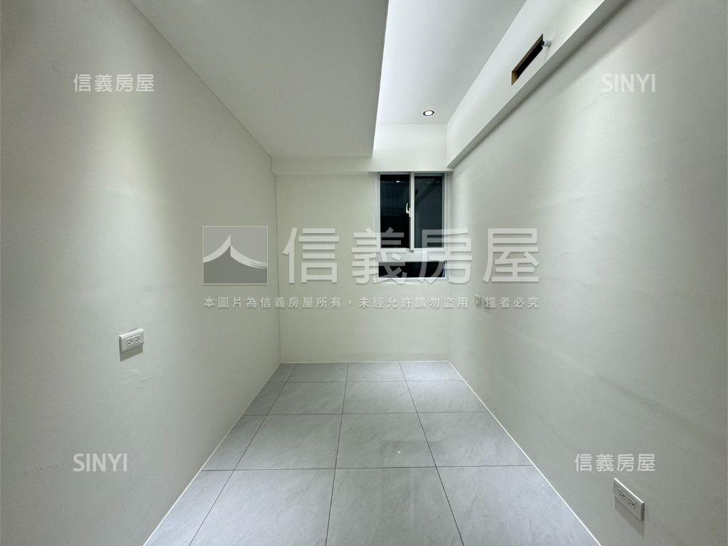 福海前後陽台四房二樓美寓房屋室內格局與周邊環境