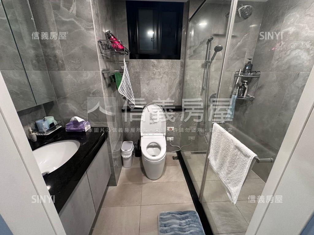 專任惠宇朝南高樓兩房平車房屋室內格局與周邊環境