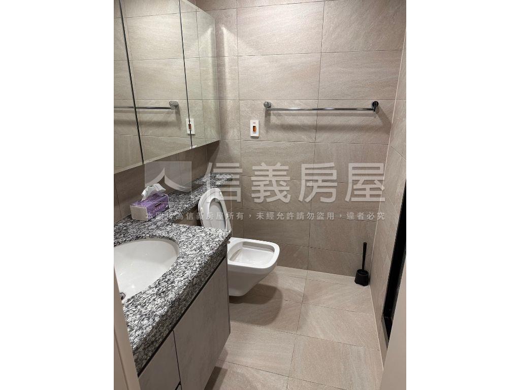 專任惠宇朝南高樓兩房平車房屋室內格局與周邊環境