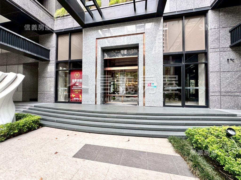 專任惠宇朝南高樓採光平車房屋室內格局與周邊環境