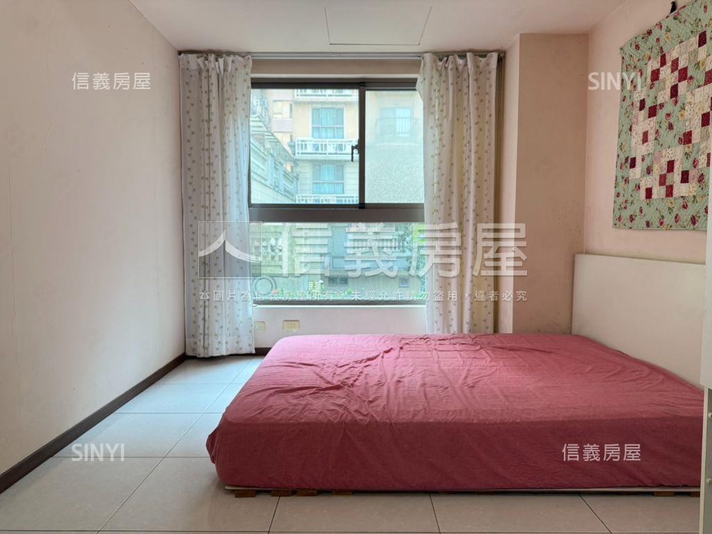 國家學院兩房露台戶房屋室內格局與周邊環境