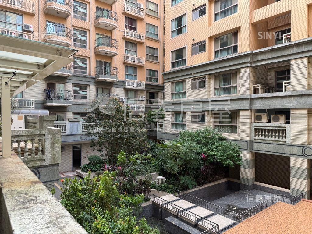 國家學院兩房露台戶房屋室內格局與周邊環境