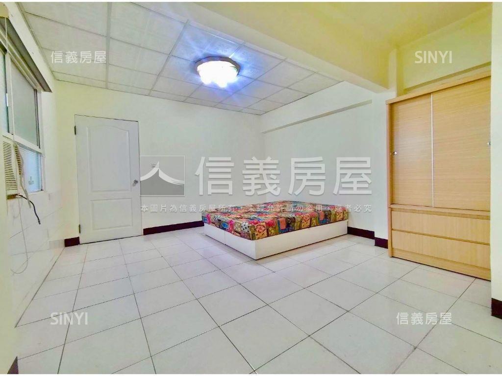 三民低總價電梯收租雙套房房屋室內格局與周邊環境