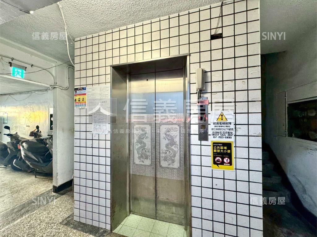 三民低總價電梯收租雙套房房屋室內格局與周邊環境