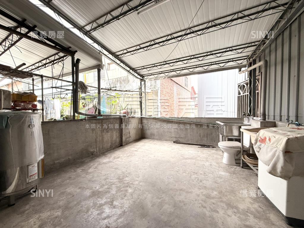 南屯活路低總價透天房屋室內格局與周邊環境
