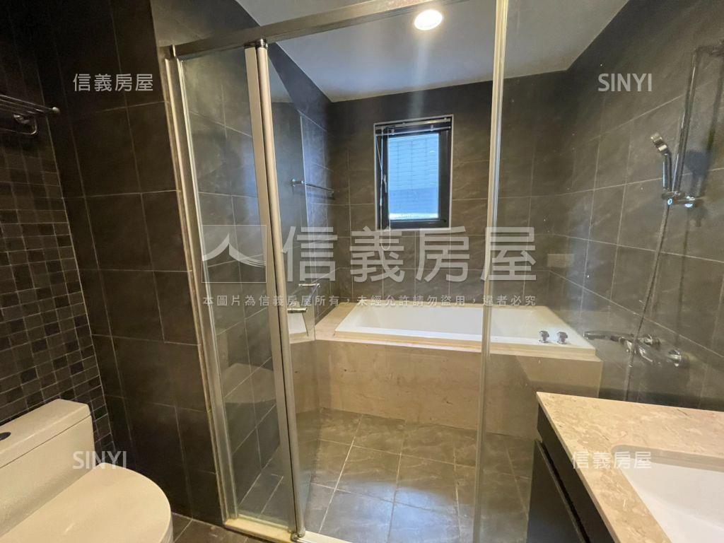 專任高鐵區採光兩房房屋室內格局與周邊環境