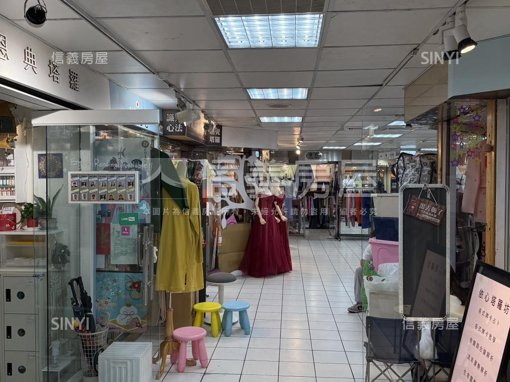 頂好名店城３樓金店房屋室內格局與周邊環境