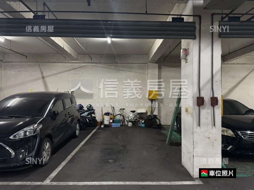 絕美裝潢氣派美宅附平車位房屋室內格局與周邊環境