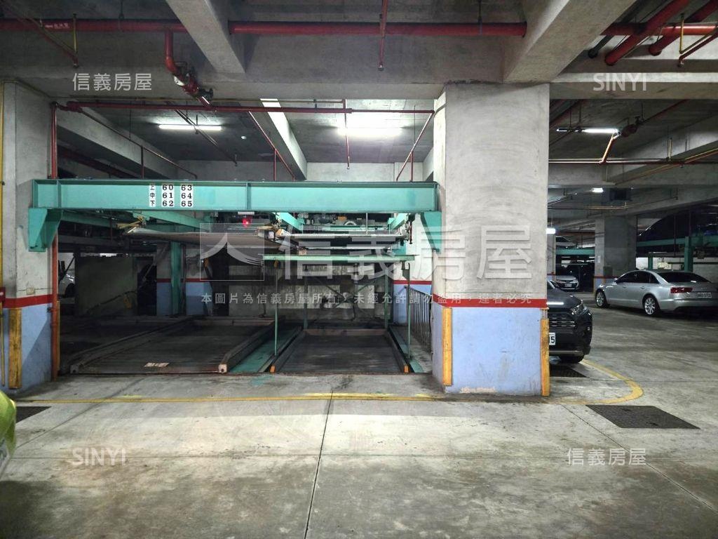 電梯美河景附車位房屋室內格局與周邊環境