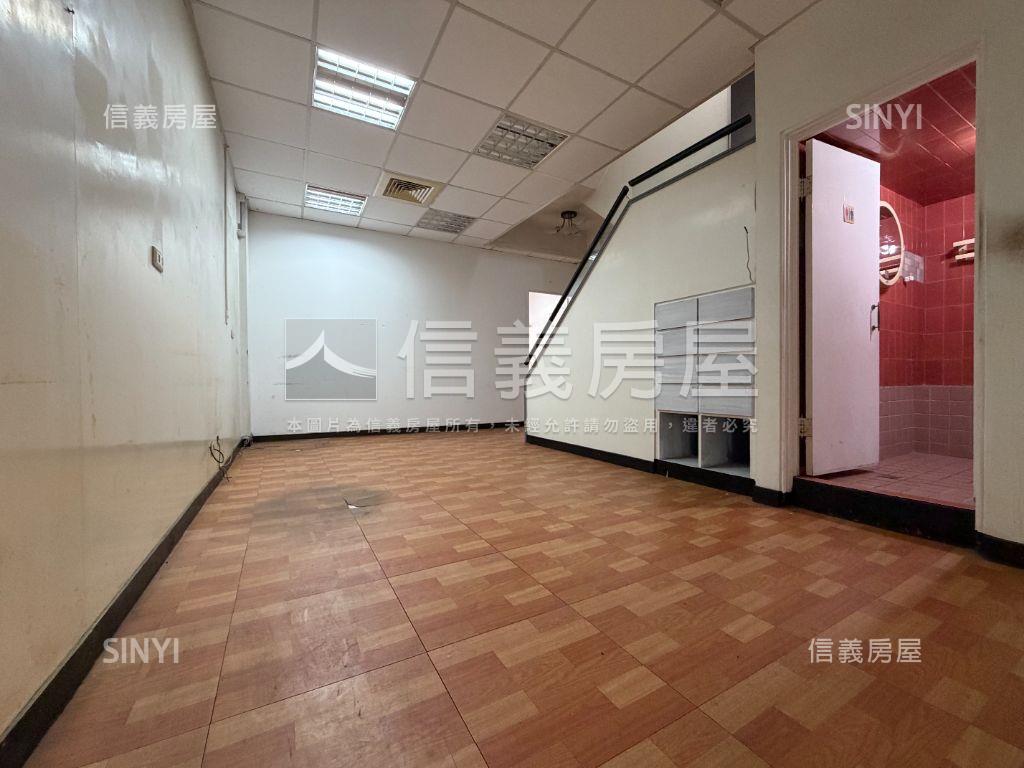 正永華路上金店面房屋室內格局與周邊環境