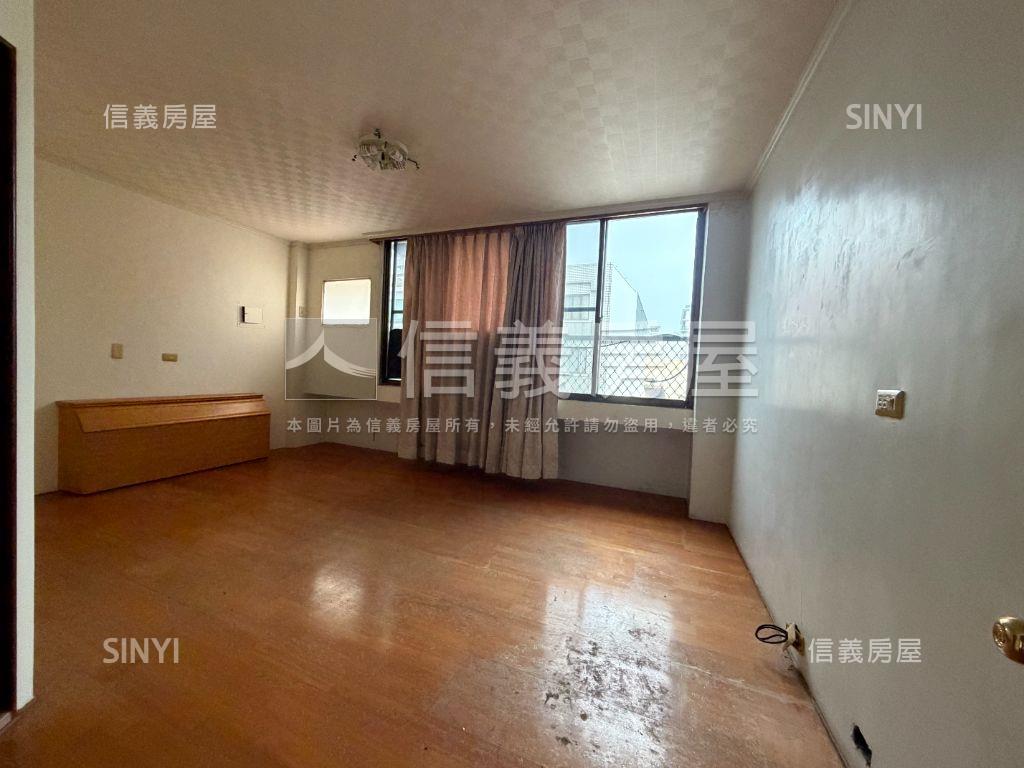 正永華路上金店面房屋室內格局與周邊環境