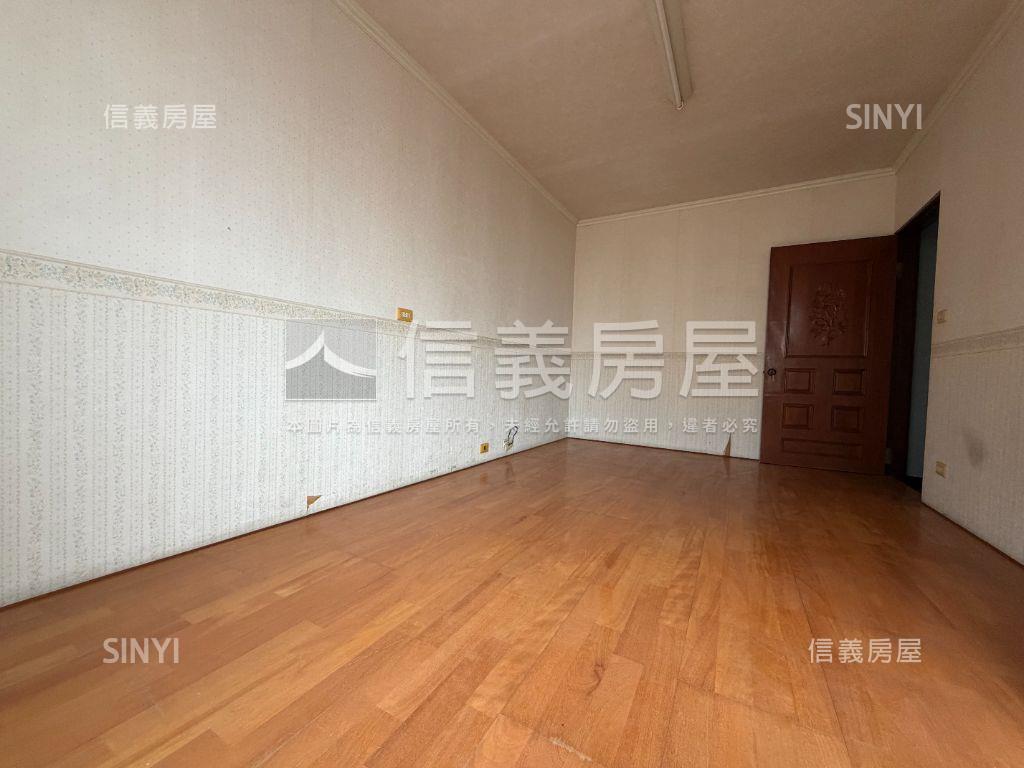 正永華路上金店面房屋室內格局與周邊環境