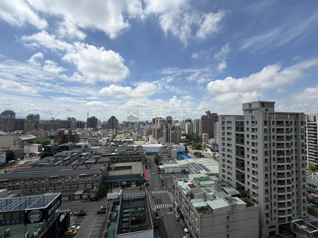 帥君臨天下近１４期採光戶房屋室內格局與周邊環境