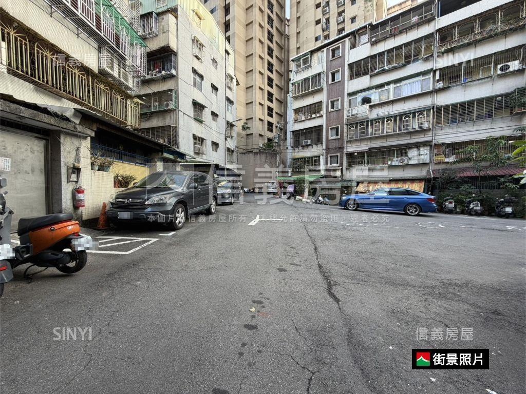 稀有邊間一樓˙方便停車房屋室內格局與周邊環境