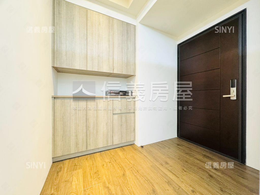 新世代高樓質感三房車位房屋室內格局與周邊環境