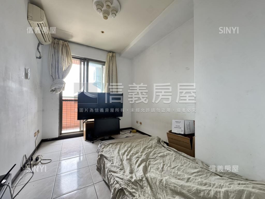 南區三房溫馨浪漫美屋房屋室內格局與周邊環境