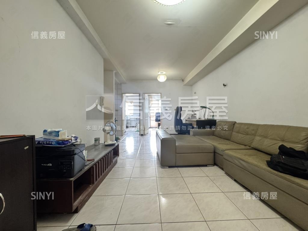 南區三房溫馨浪漫美屋房屋室內格局與周邊環境