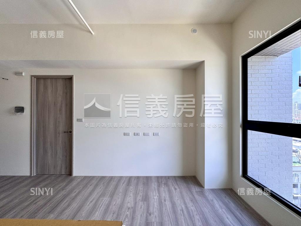 昂峰惟美兩房車位房屋室內格局與周邊環境