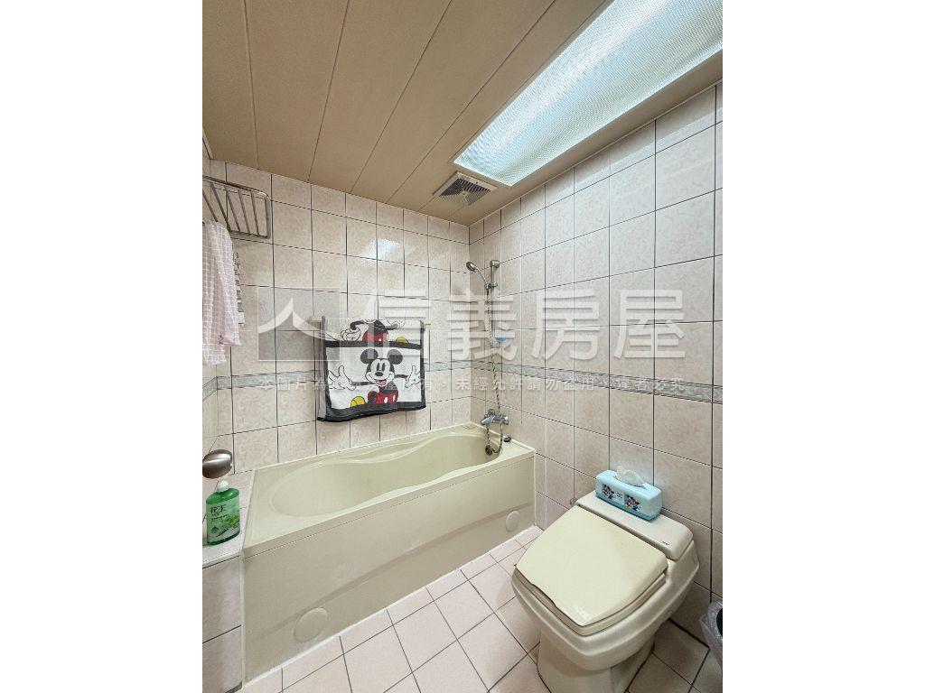 水蓮山莊首排景觀二房平車房屋室內格局與周邊環境